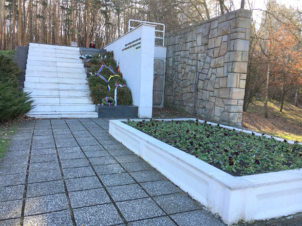 ДАН ОСЛОБОЂЕЊА ПОЖАРЕВЦА: Одају почаст погинулим црвеноармејцима 